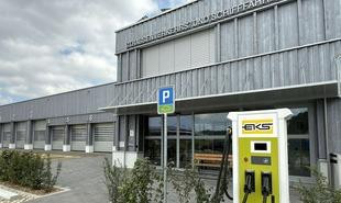 Efaflex Strassi Schaffhausen front 310